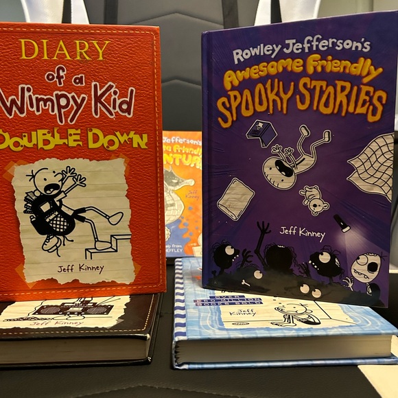 Diary books - Picture 2 of 2